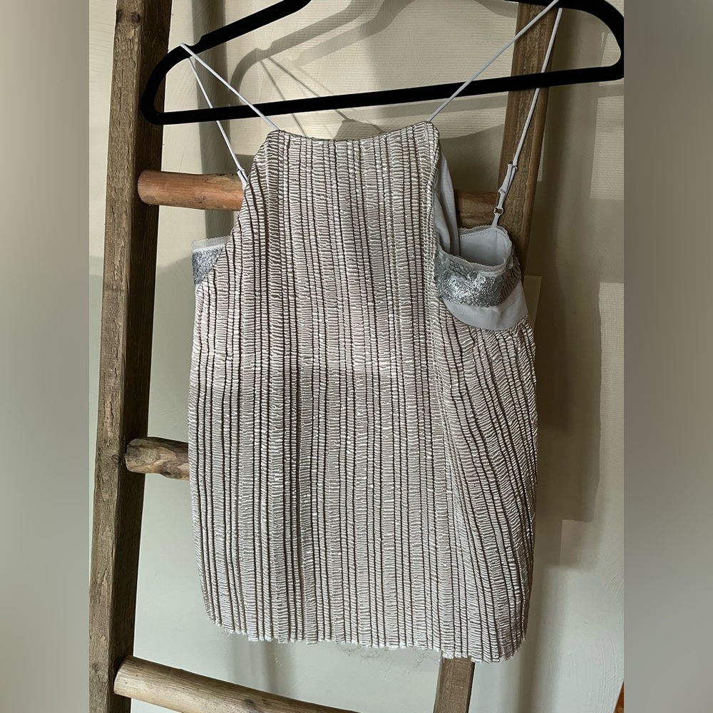 Gorgeous metallic top